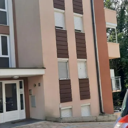 Ana * Vrnjacka Banja