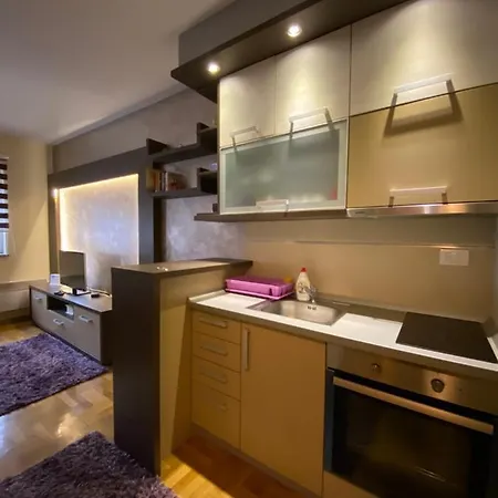 Ana Apartamento